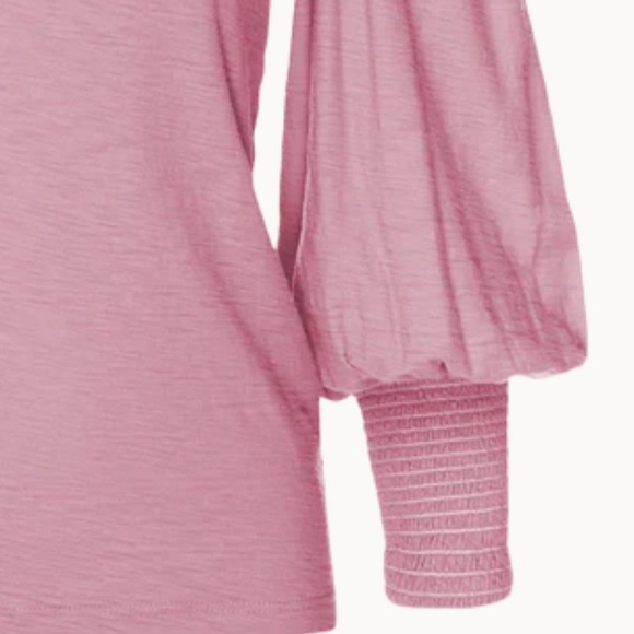 Nation LTD Loren Tee smocked sleeves/ smocked cuffs in slipper pink Size medium - Picture 3 of 9